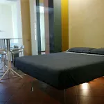 Honey House Apartament *