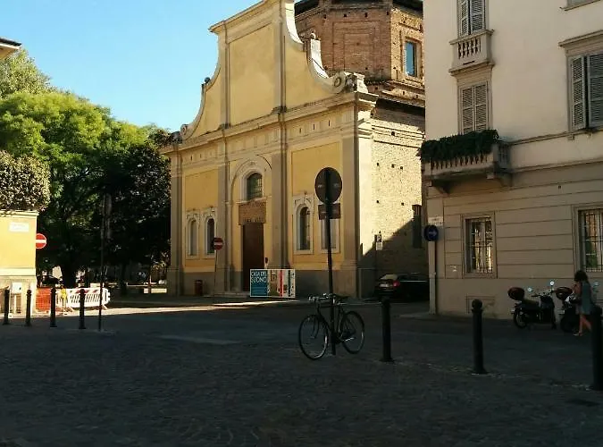 Apartment Honey House