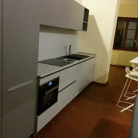 Honey House Apartment Parma