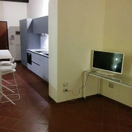 Apartment Honey House Parma