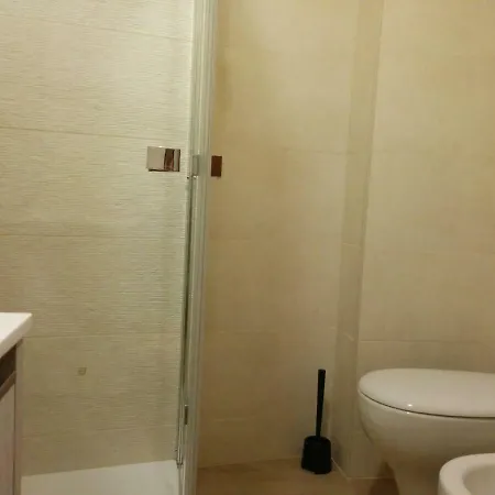 Apartment Honey House Parma