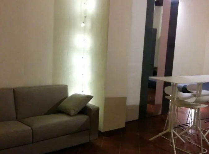 Honey House Apartment Parma