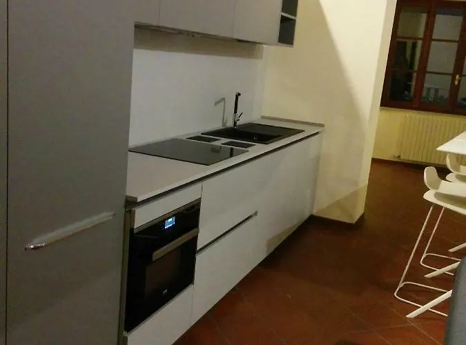 Honey House Apartment Parma